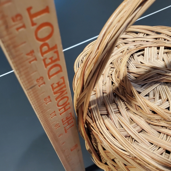 Vintage Norwegian Hand Woven Tall Round. Handled Basket With Lid About 13x10 - Picture 3 of 6